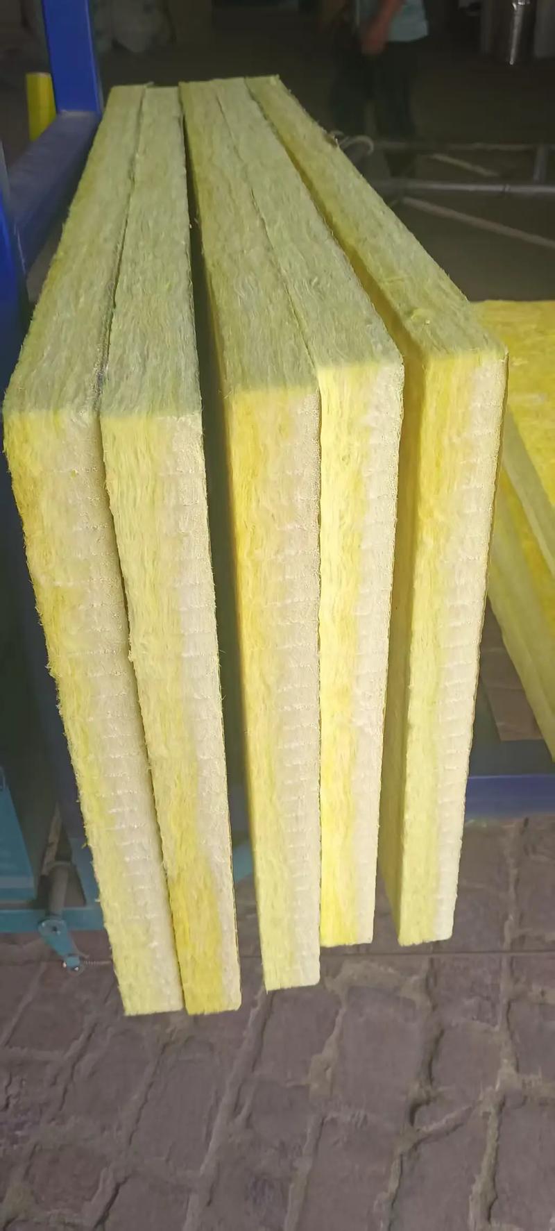 50mm玻璃棉板厂家,玻璃棉岩棉保温材料 187
